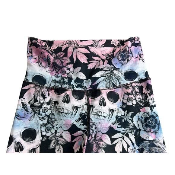 Evolution and Creation Skull Floral Athletic Leggings Sz Small Crop EVCR - Picture 3 of 8